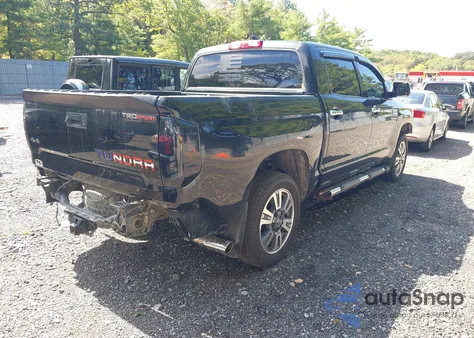 2021 Toyota Tundra Platinum z USA, uszkodzony, nr VIN 5TFAY5F10MX989554